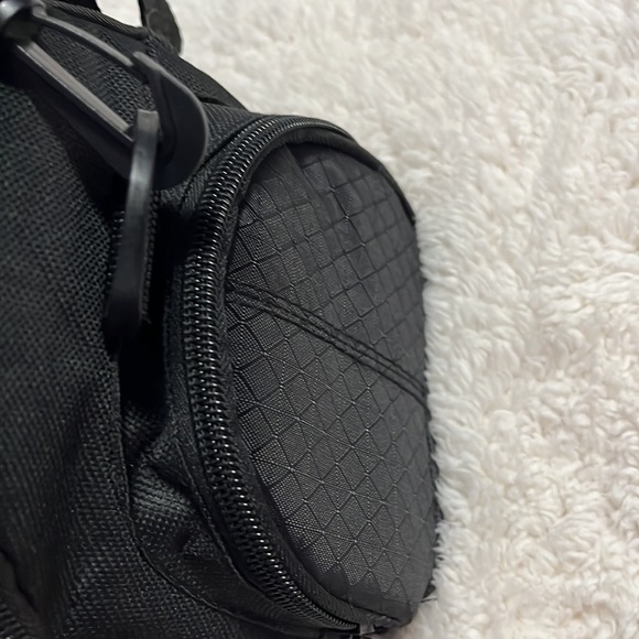 Camera Bag - Picture 9 of 11